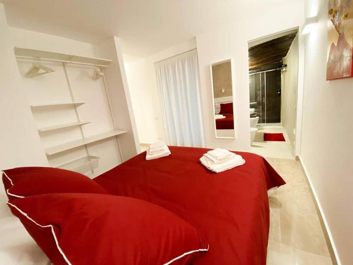 Rosso Partenopeo Suite Napoli Esterno foto