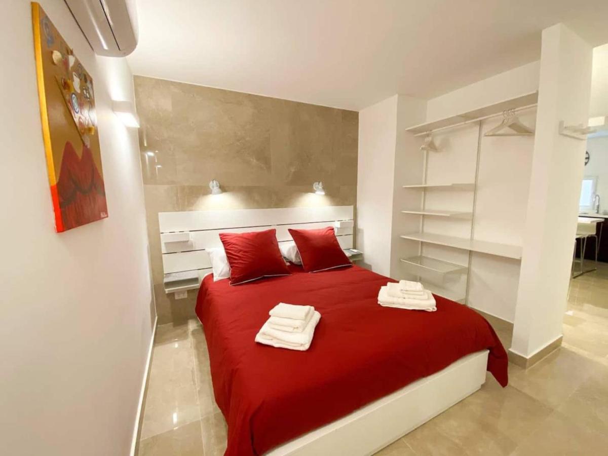 Rosso Partenopeo Suite Napoli Esterno foto