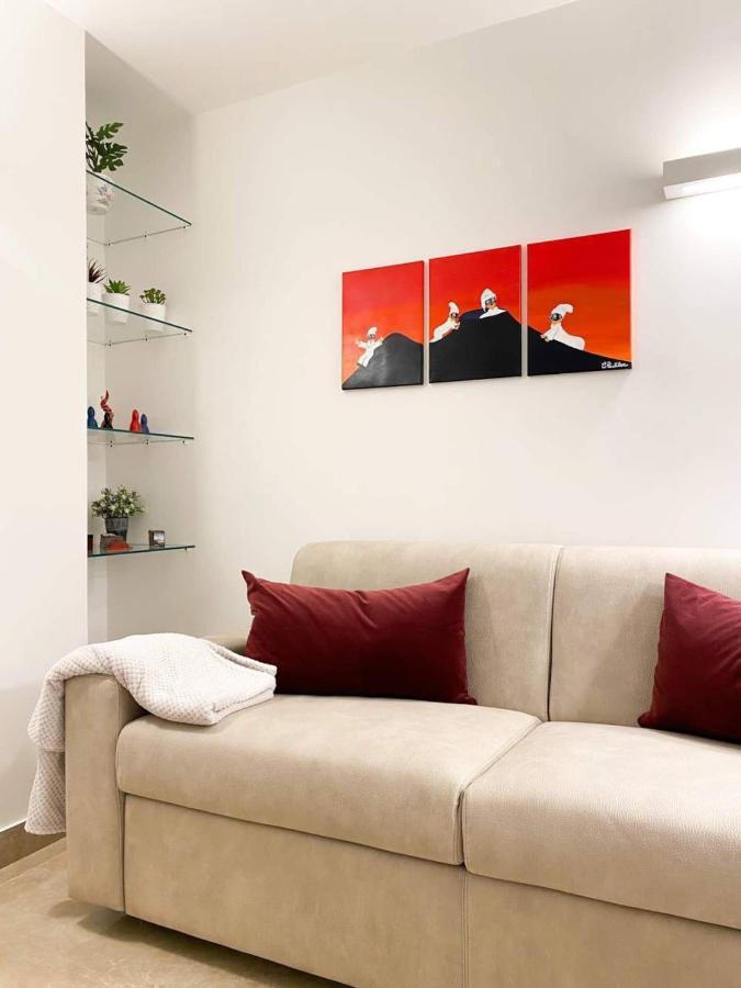 Rosso Partenopeo Suite Napoli Esterno foto